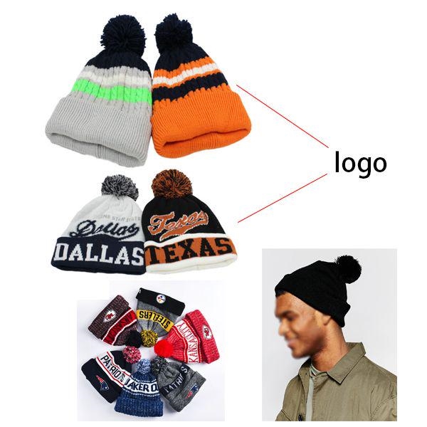 AIN1634 Pom Beanie